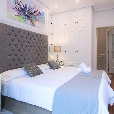 La Plaza Luxury Apartment