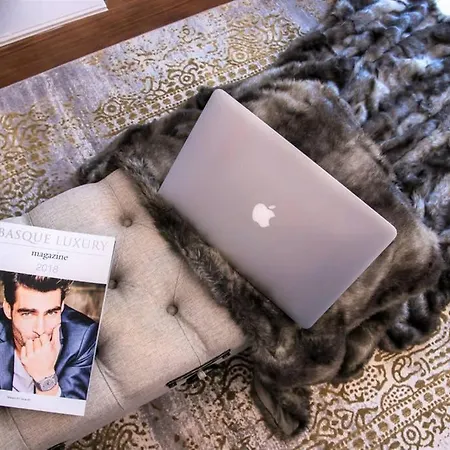 La Plaza Luxury Lejlighed